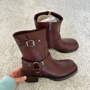 Women’s Boots